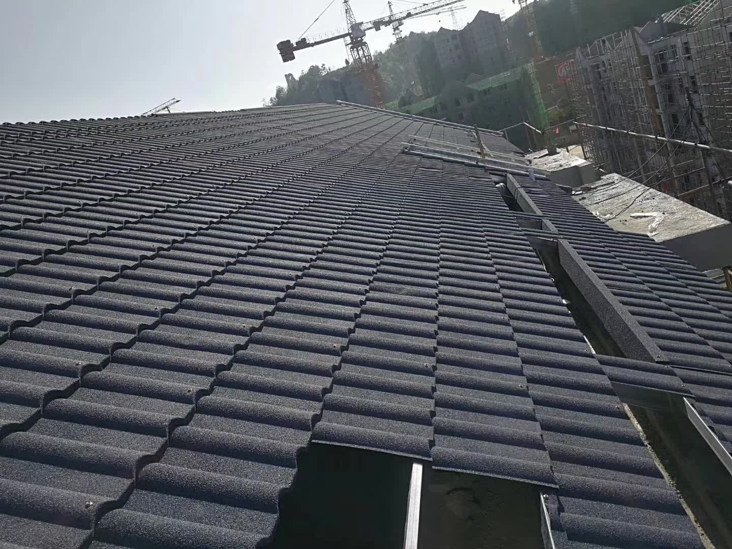 彩石金屬瓦